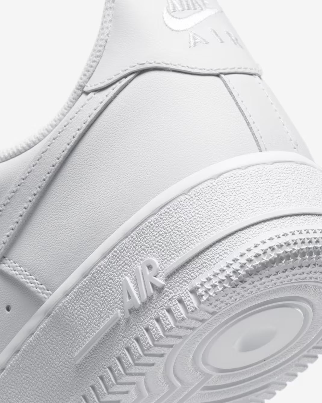Nike Air Force 1 '07 - White/White