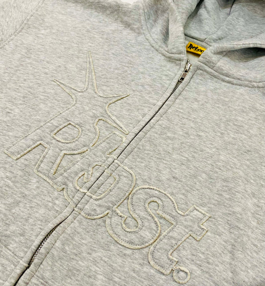 "OUTGROW" ZIP HOODIE - GRIS