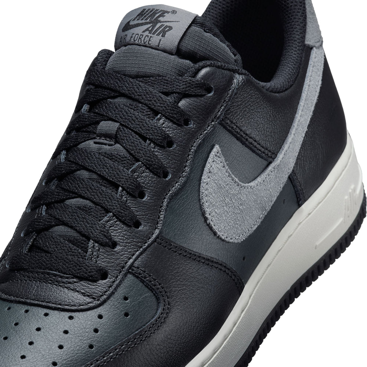 Nike Air Force 1 '07 Black / Smoke Grey