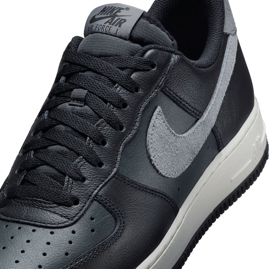 Nike Air Force 1 '07 - Black / Smoke Grey
