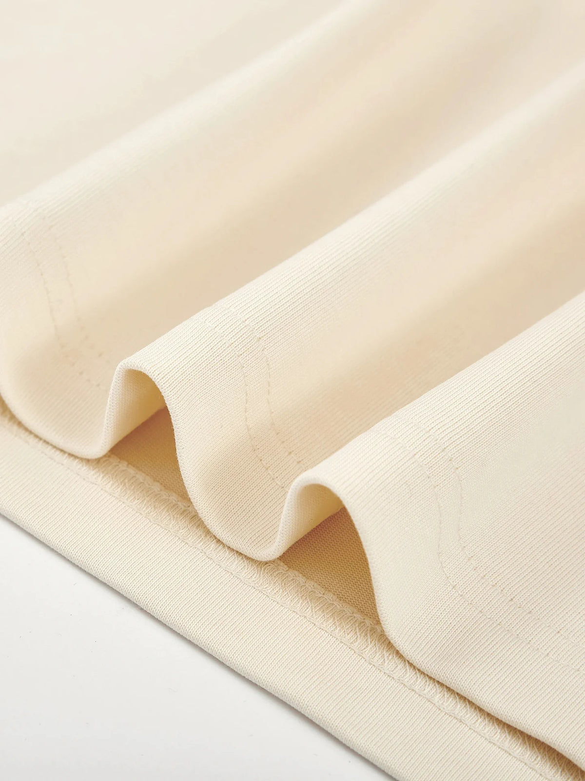 AUTHENTIC CLUB TEE -  Soft Ivory