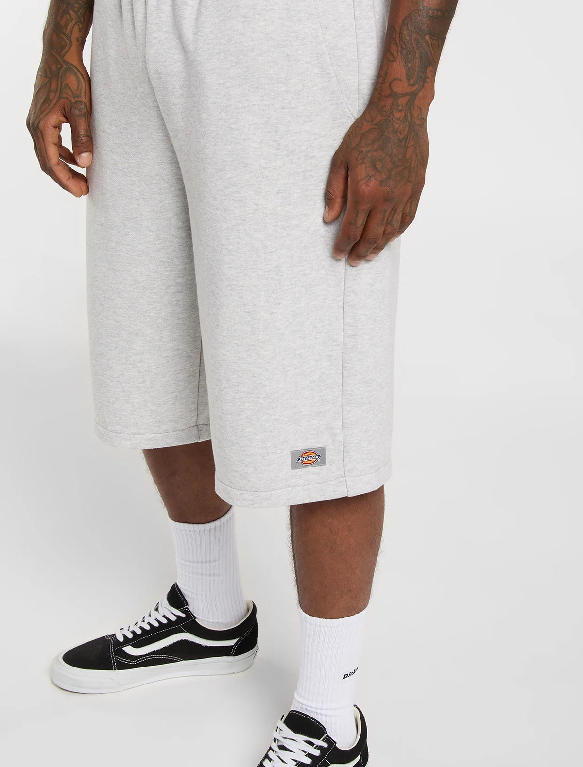 MENS STREETSBORO 13" SWEAT SHORT - LIGHT GRAY 