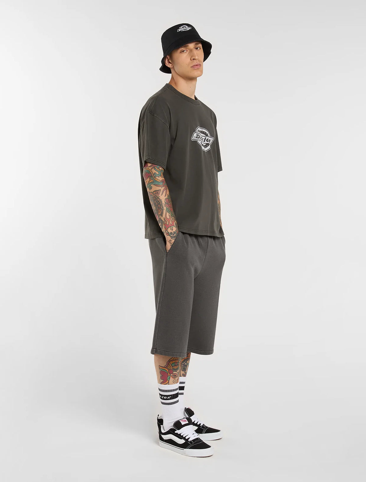 MENS STREETSBORO 13" SWEAT SHORT - DARK GRAY 