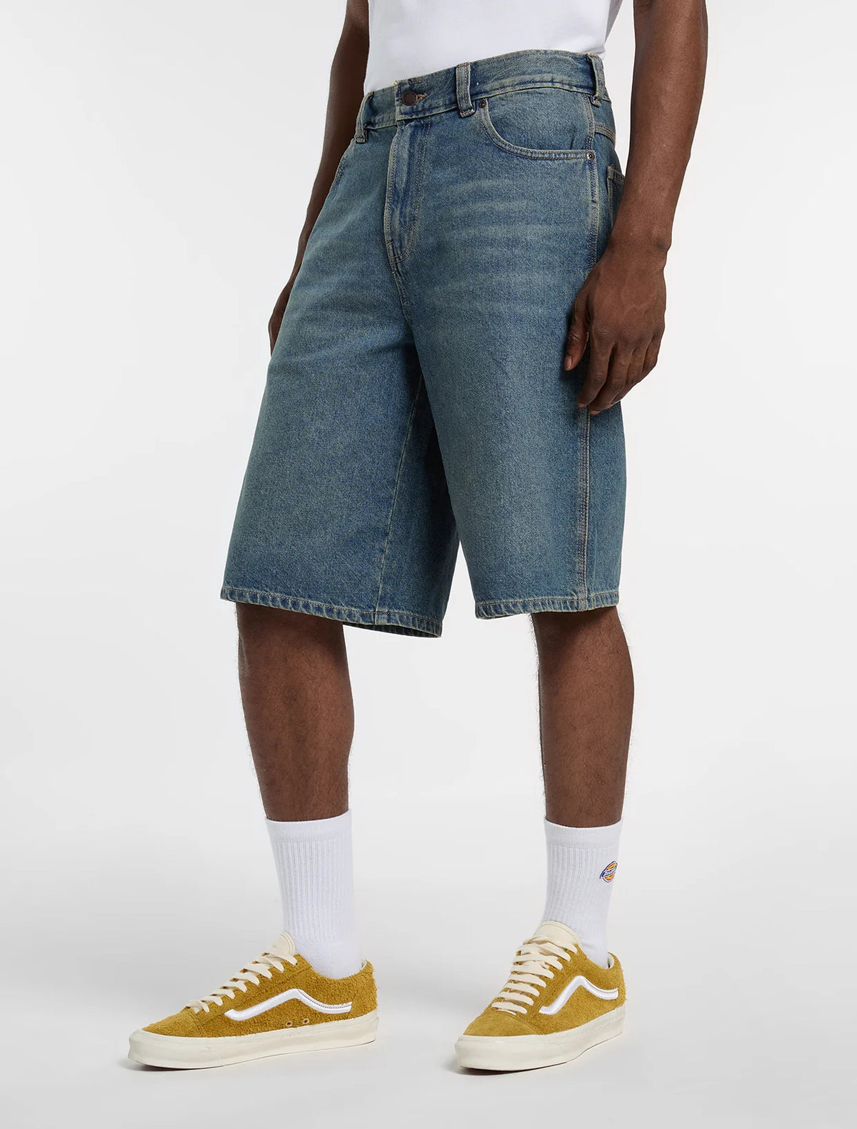 958 13-Inch loose short jeans -  Rinsed