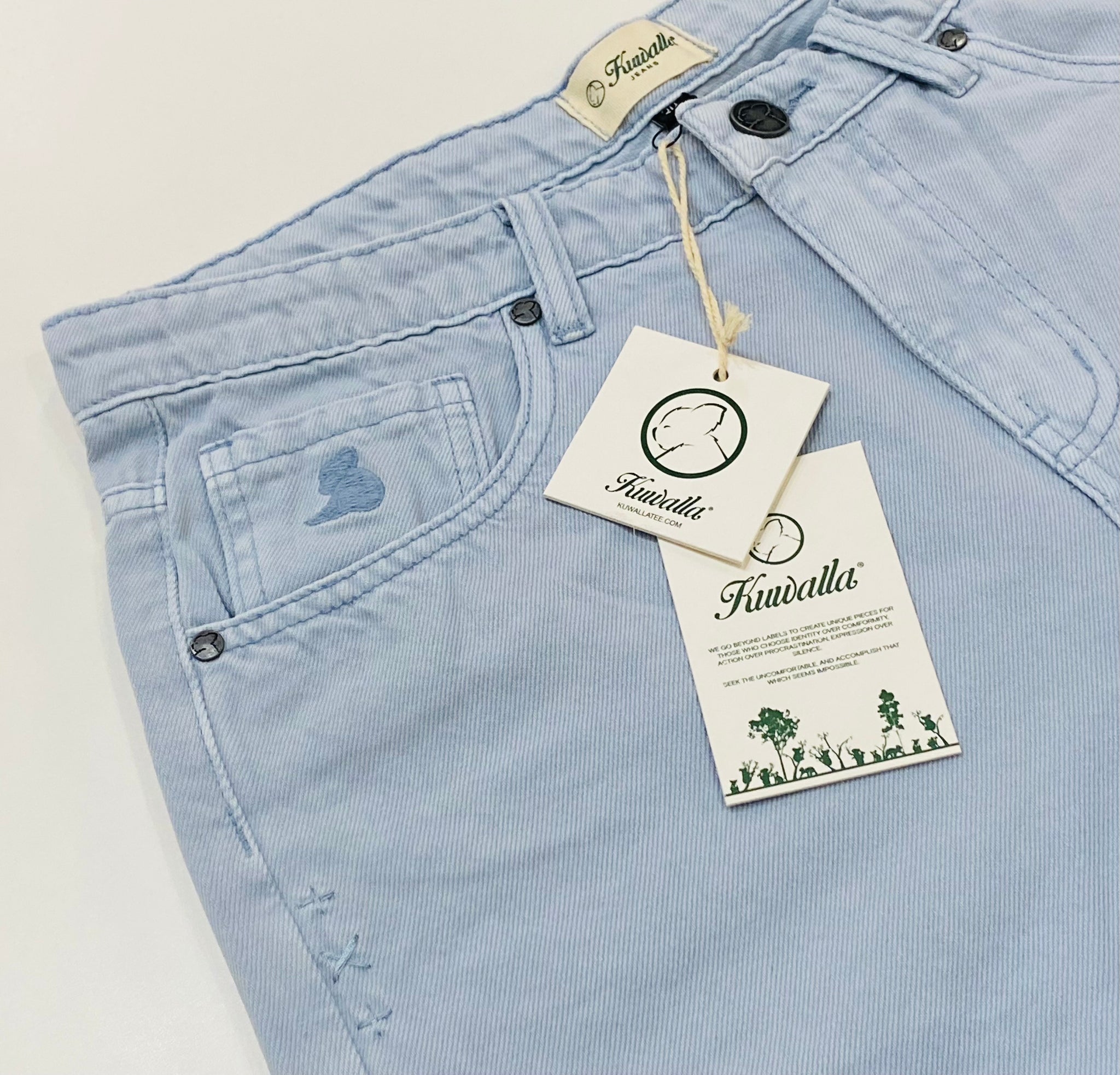 Bermuda Shorts - Skyway
