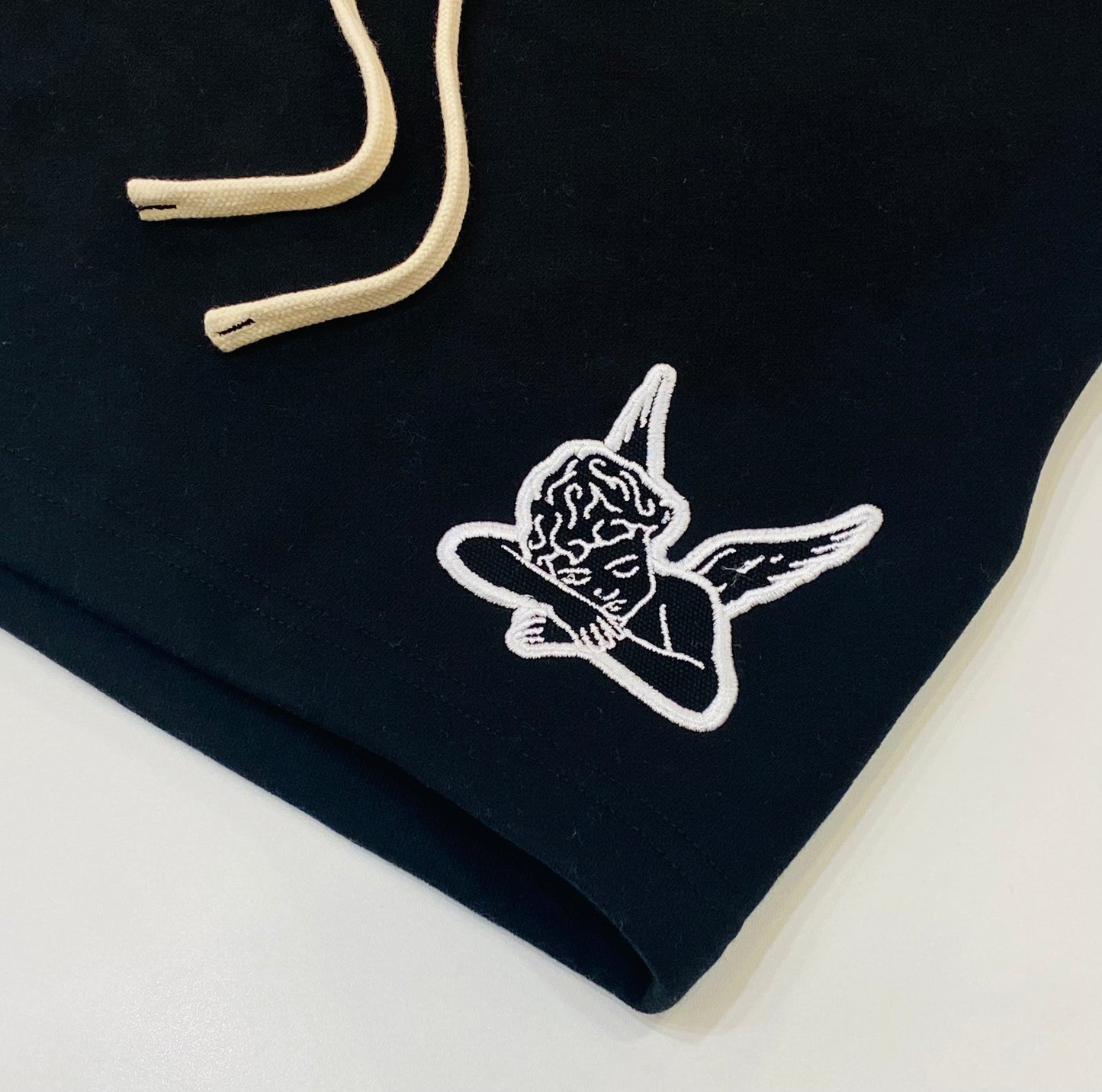 Saint Shorts - Black/White