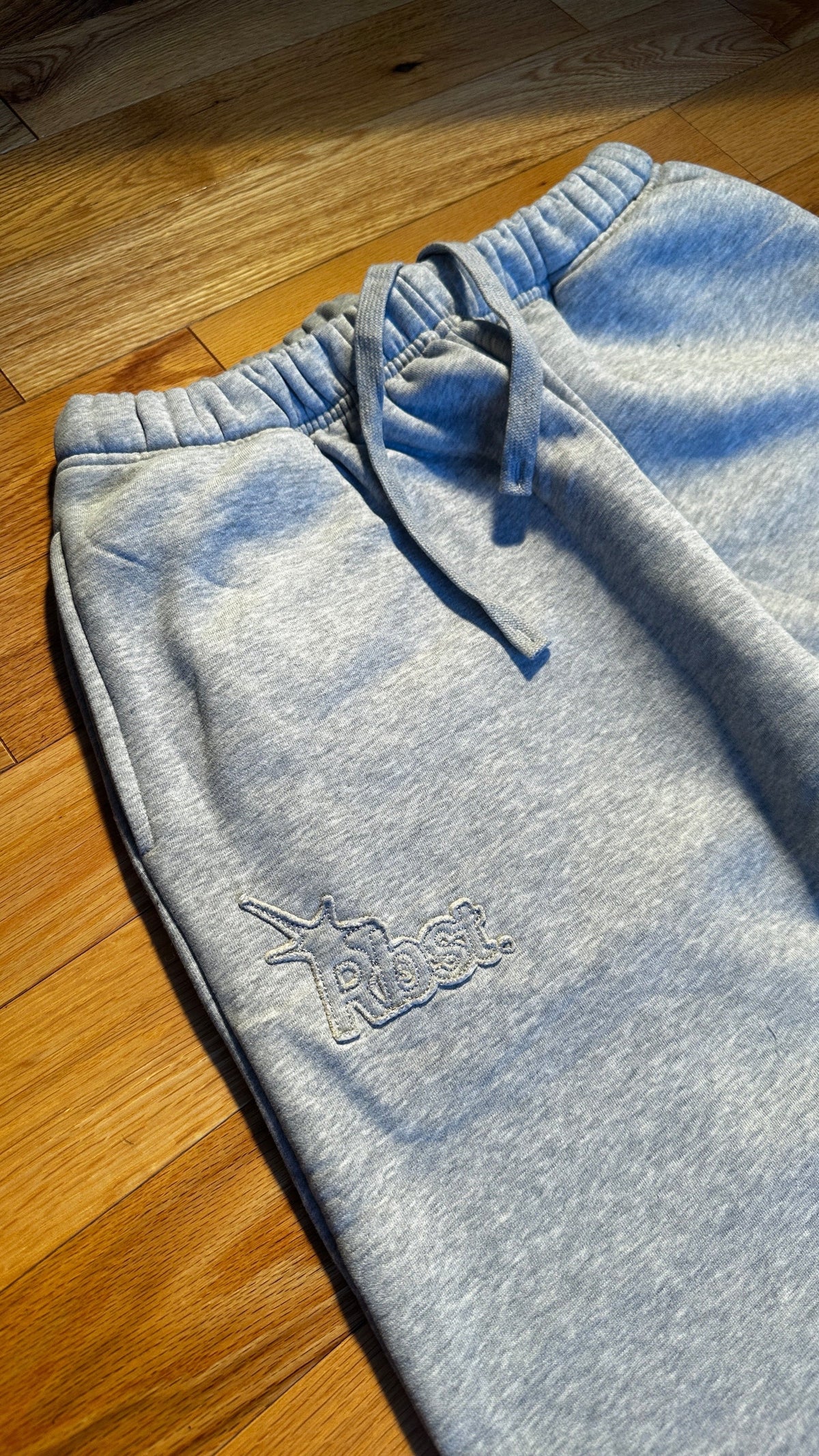 "EVOLVE" SWEATPANTS - LIGHT GREY