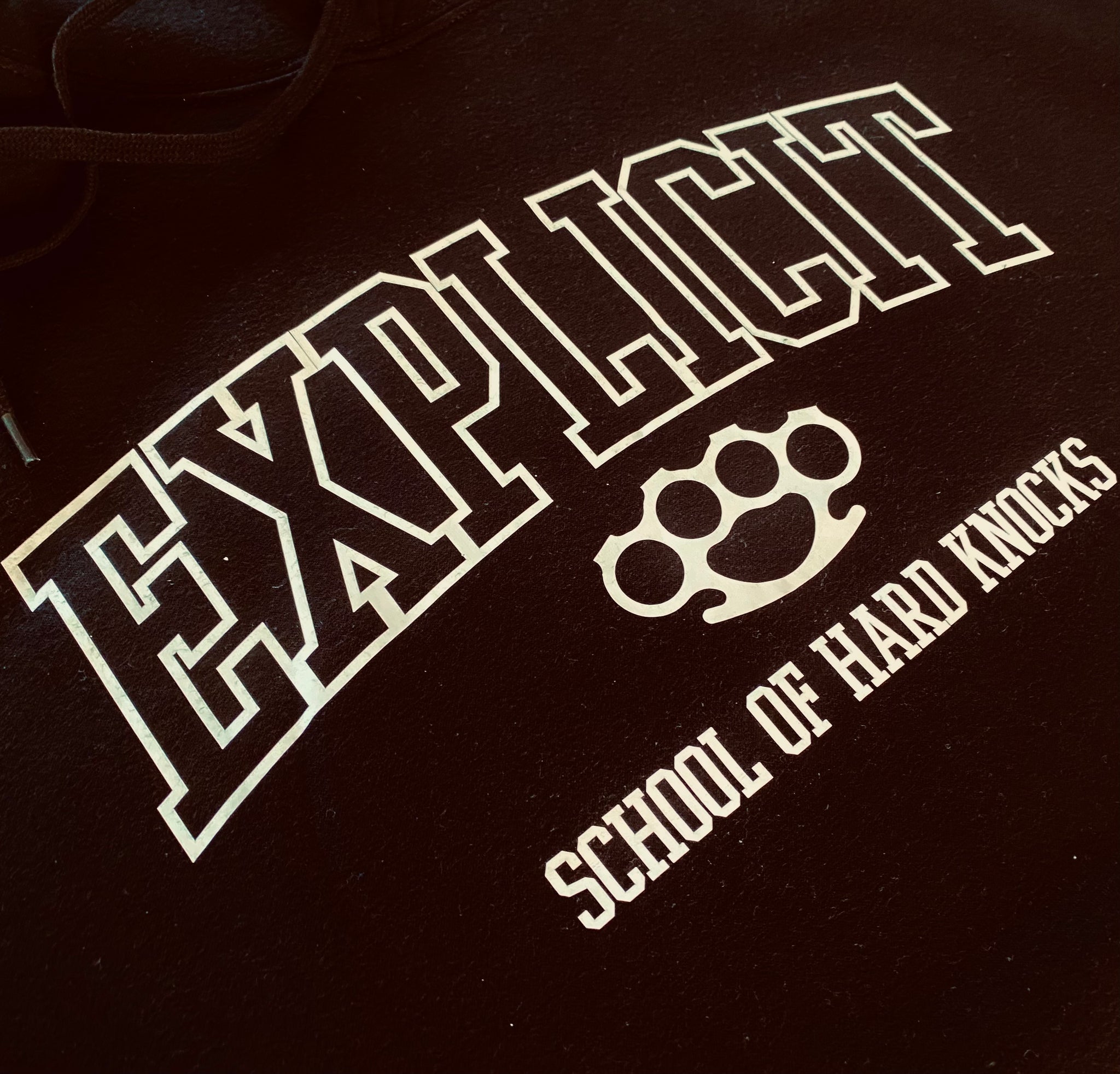 Hoodie Explicit SCHOOL OF HARD KNOCKS BLACK